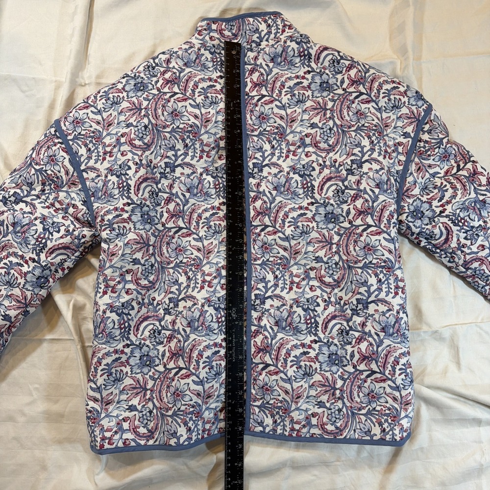 NWOT 7 For All Mankind Women's Small Quilted Floral Jacket Lightweight White BL - Picture 13 of 16
